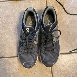 Men’s on cloud swift tennis shoes